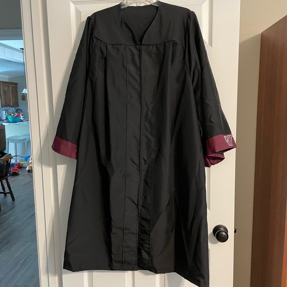 Black graduation gown for WTAMU. - Picture 2 of 3